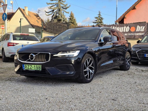 Volvo V60 2.0 [T6] Twin Engine AWD Momentum Pro...